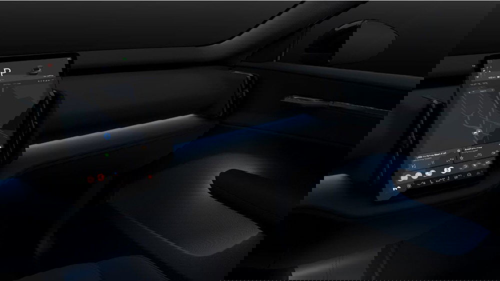 Volvo EX30 nuova a Milano (12)