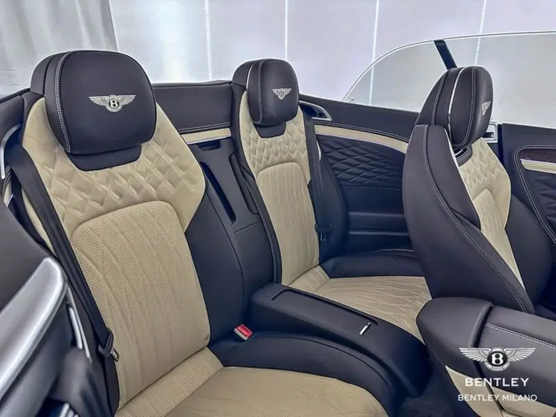 Bentley Continental GTC nuova a Milano (13)