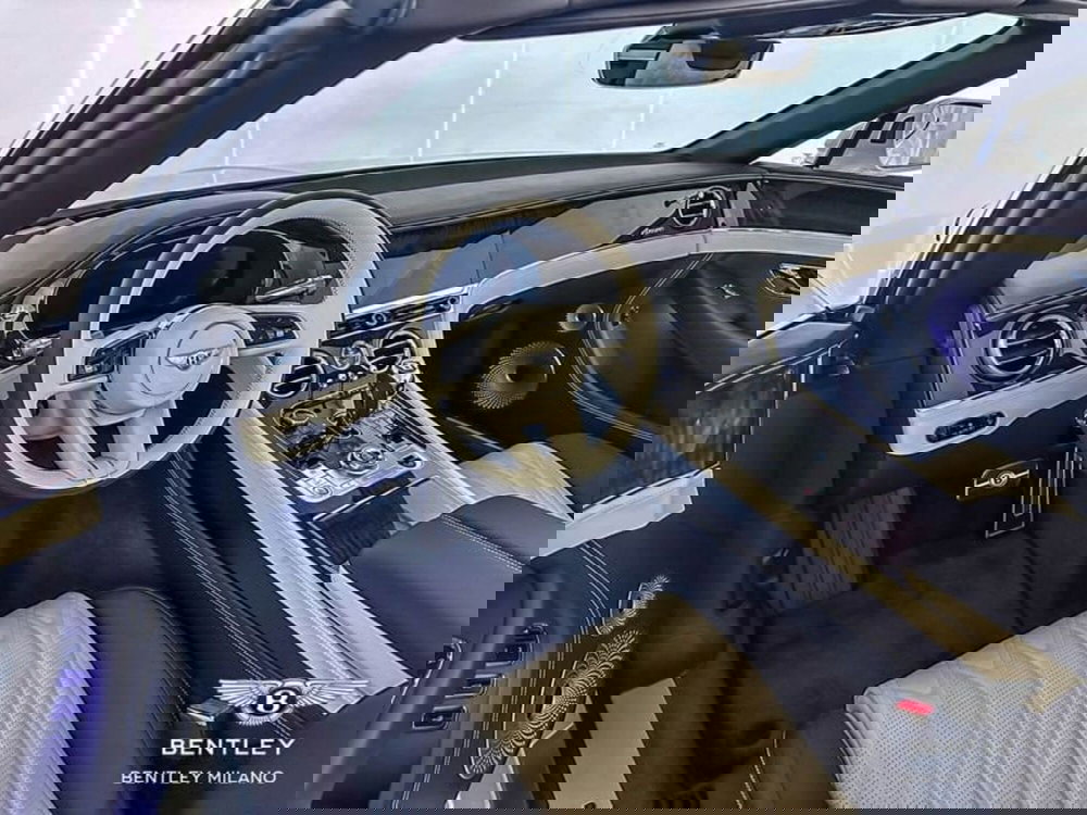 Bentley Continental GTC nuova a Milano (15)