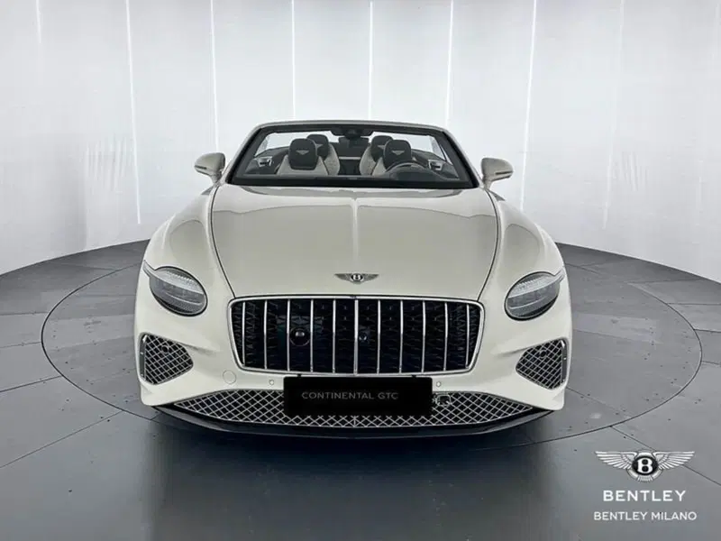 Bentley Continental GTC nuova a Milano (3)