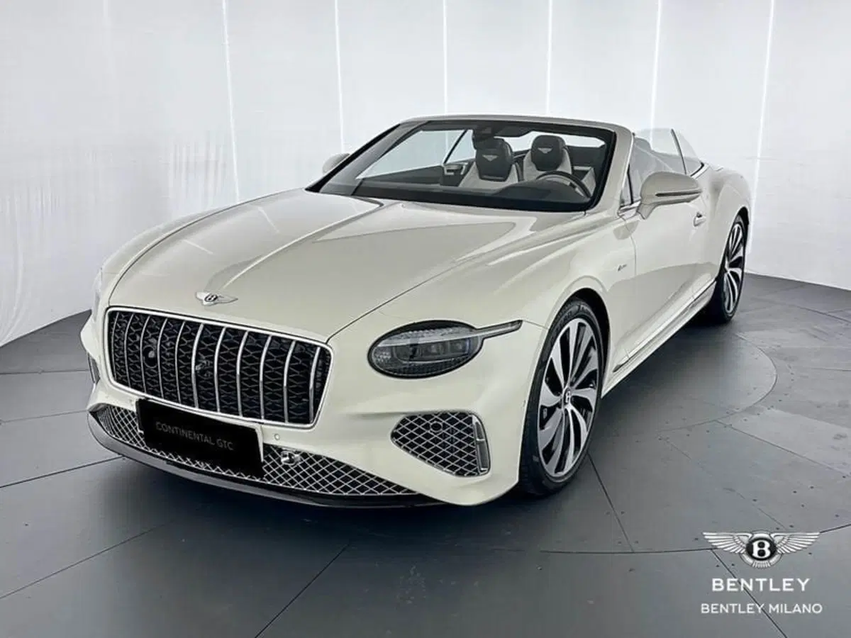 Bentley Continental GTC nuova a Milano (4)