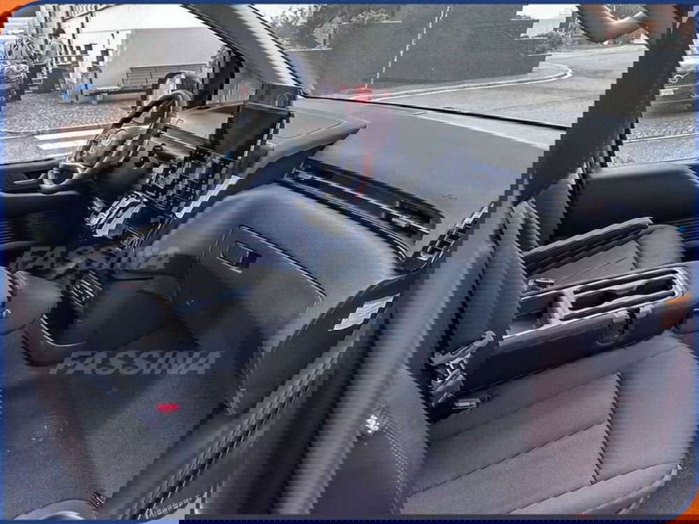 Hyundai Staria nuova a Milano (13)