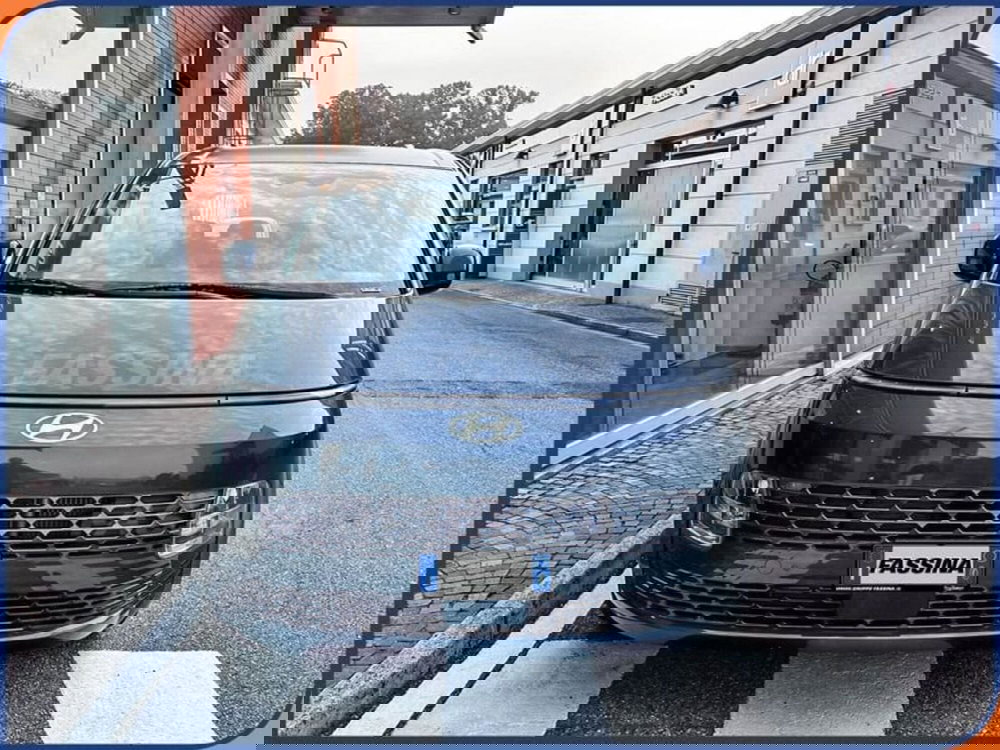 Hyundai Staria nuova a Milano (2)