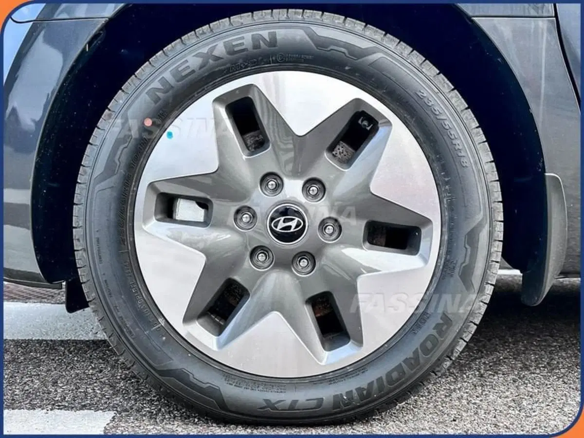 Hyundai Staria nuova a Milano (7)