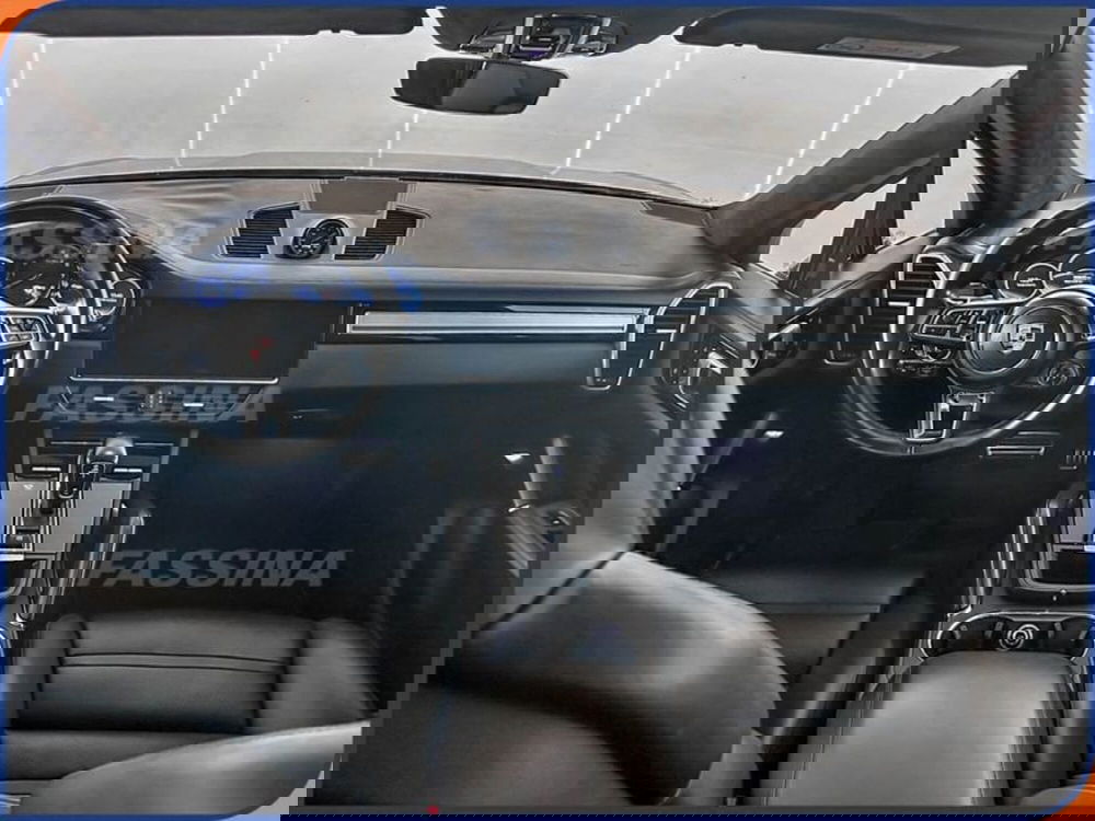 Porsche Cayenne Coupé usata a Milano (11)