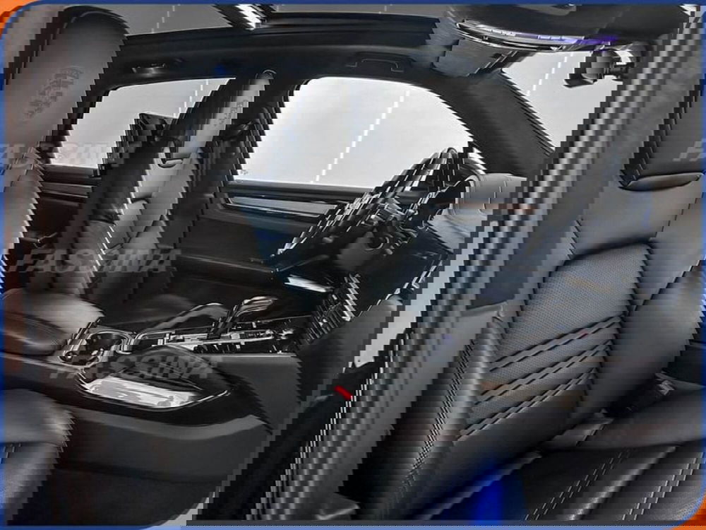 Porsche Cayenne Coupé usata a Milano (16)