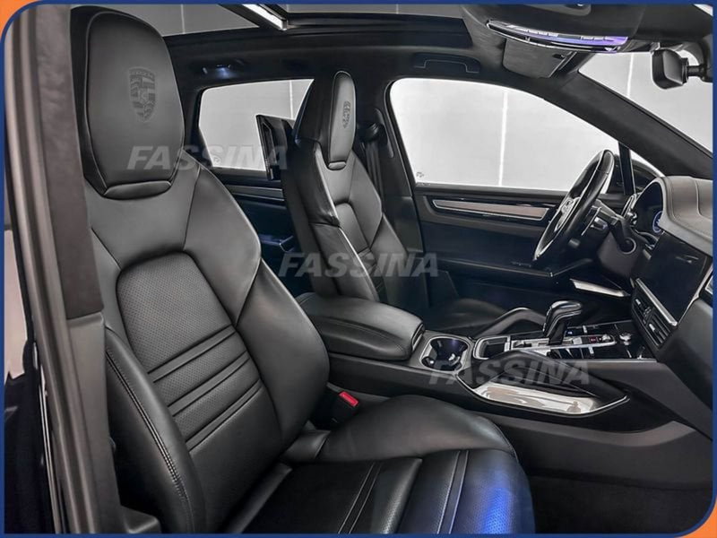 Porsche Cayenne Coupé usata a Milano (16)