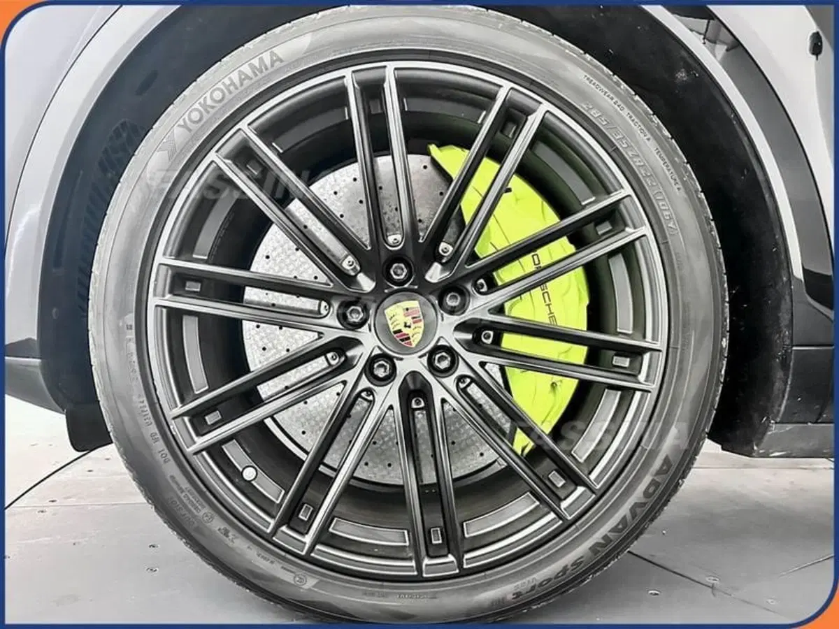 Porsche Cayenne Coupé usata a Milano (7)