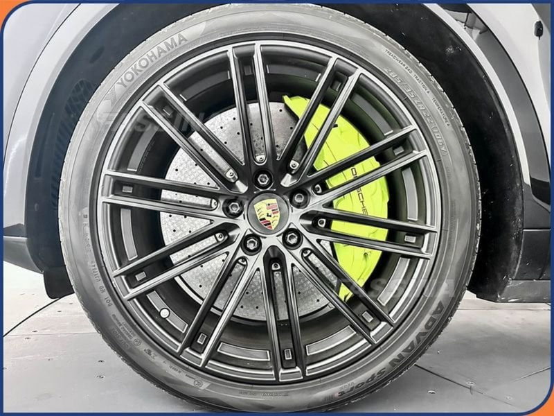 Porsche Cayenne Coupé usata a Milano (7)