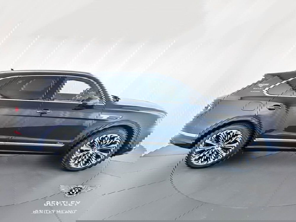 Bentley Bentayga usata a Milano (4)