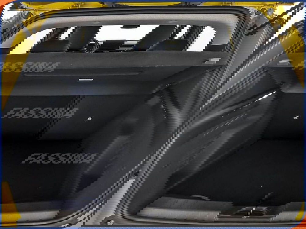 Jeep Avenger nuova a Milano (11)