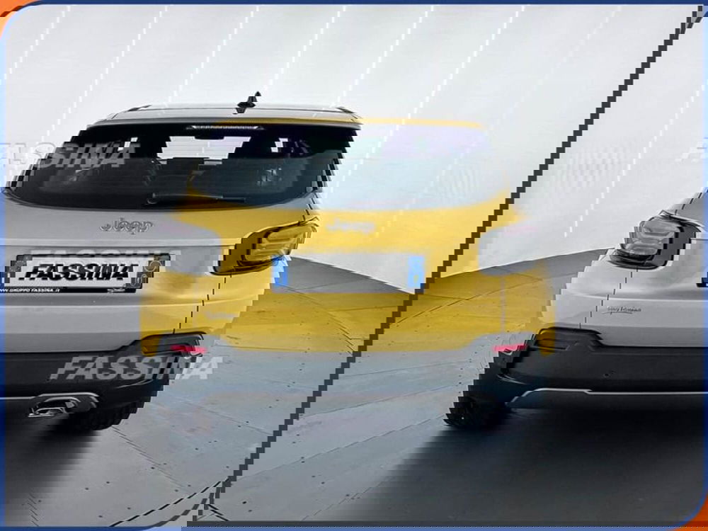 Jeep Avenger nuova a Milano (5)