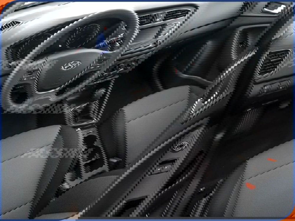 Hyundai i20 usata a Milano (8)