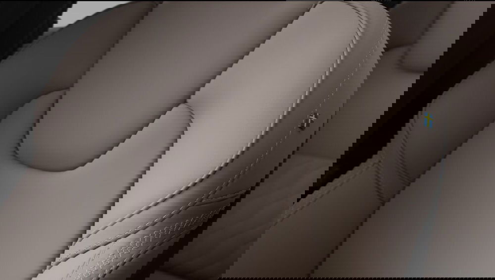 Volvo XC60 nuova a Milano (8)