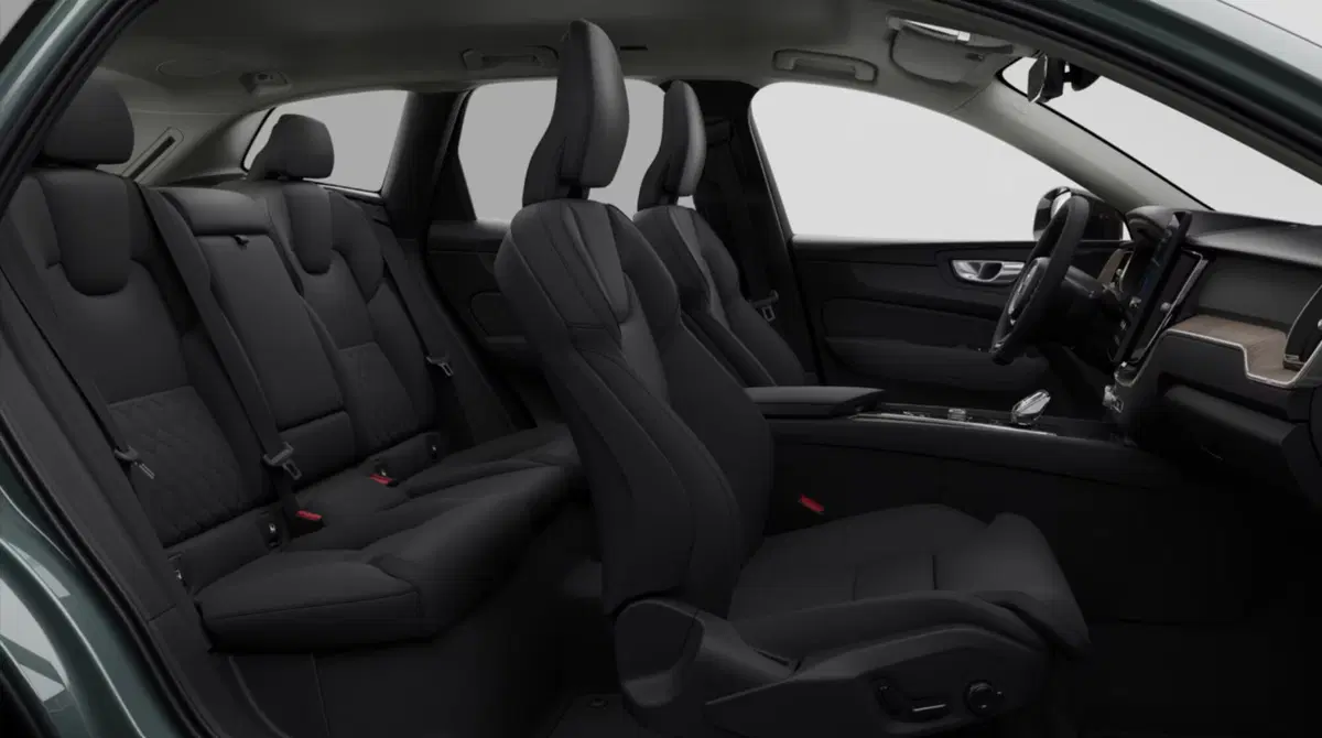 Volvo XC60 nuova a Milano (8)