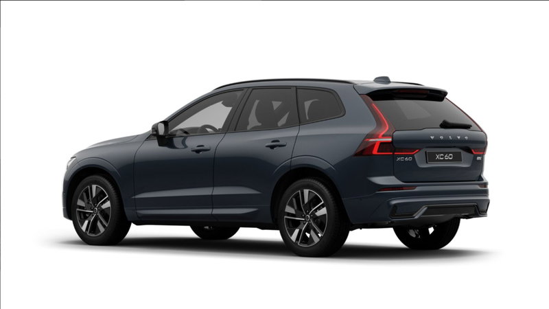 Volvo XC60 nuova a Milano (2)