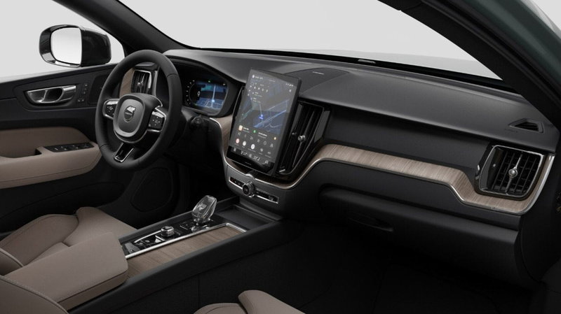 Volvo XC60 nuova a Milano (7)