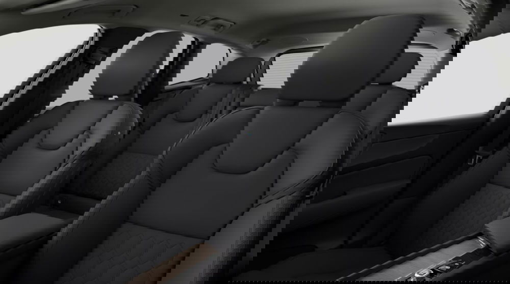 Volvo XC60 nuova a Milano (7)