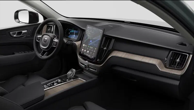 Volvo XC60 nuova a Milano (8)