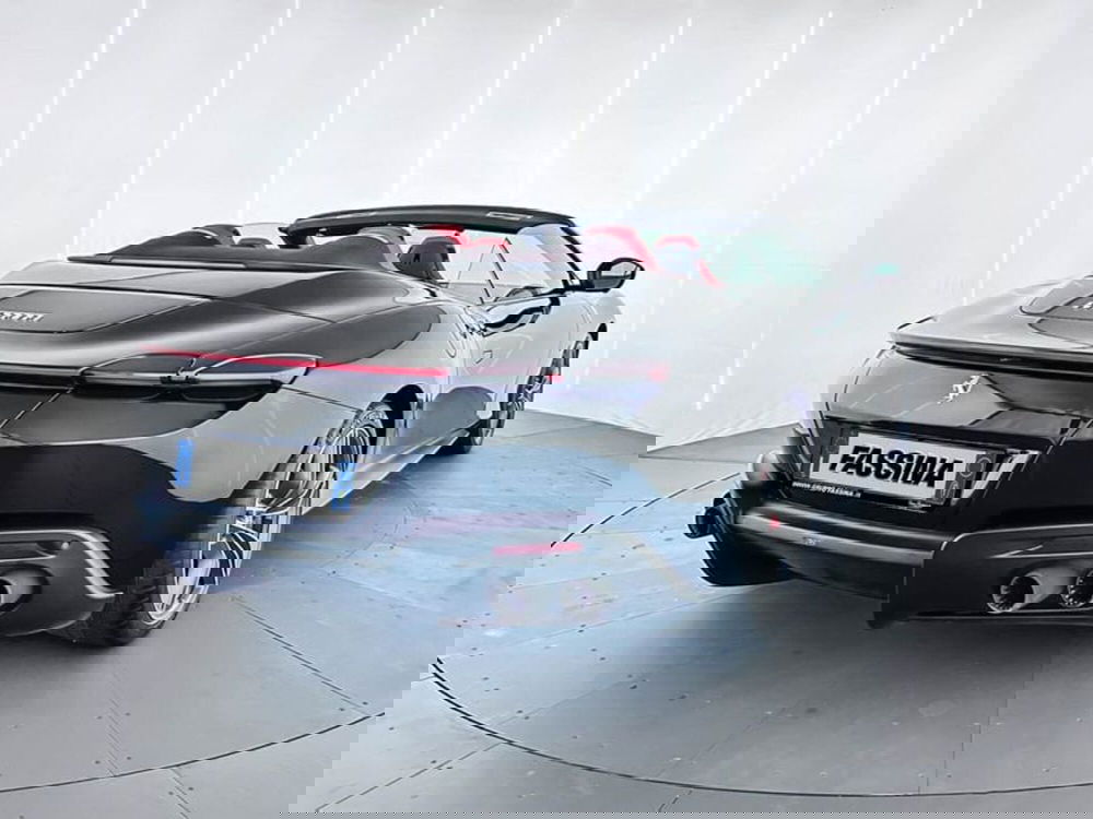 Ferrari Roma Spider usata a Milano (11)