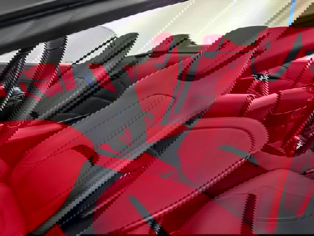 Ferrari Roma Spider usata a Milano (13)