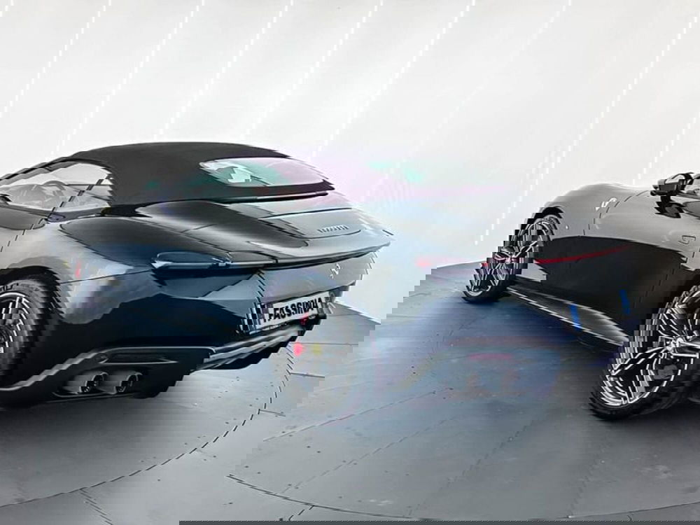 Ferrari Roma Spider usata a Milano (8)