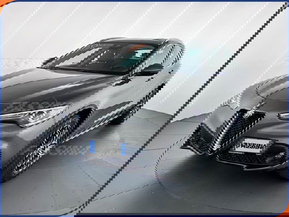 Alfa Romeo Stelvio usata a Milano (3)