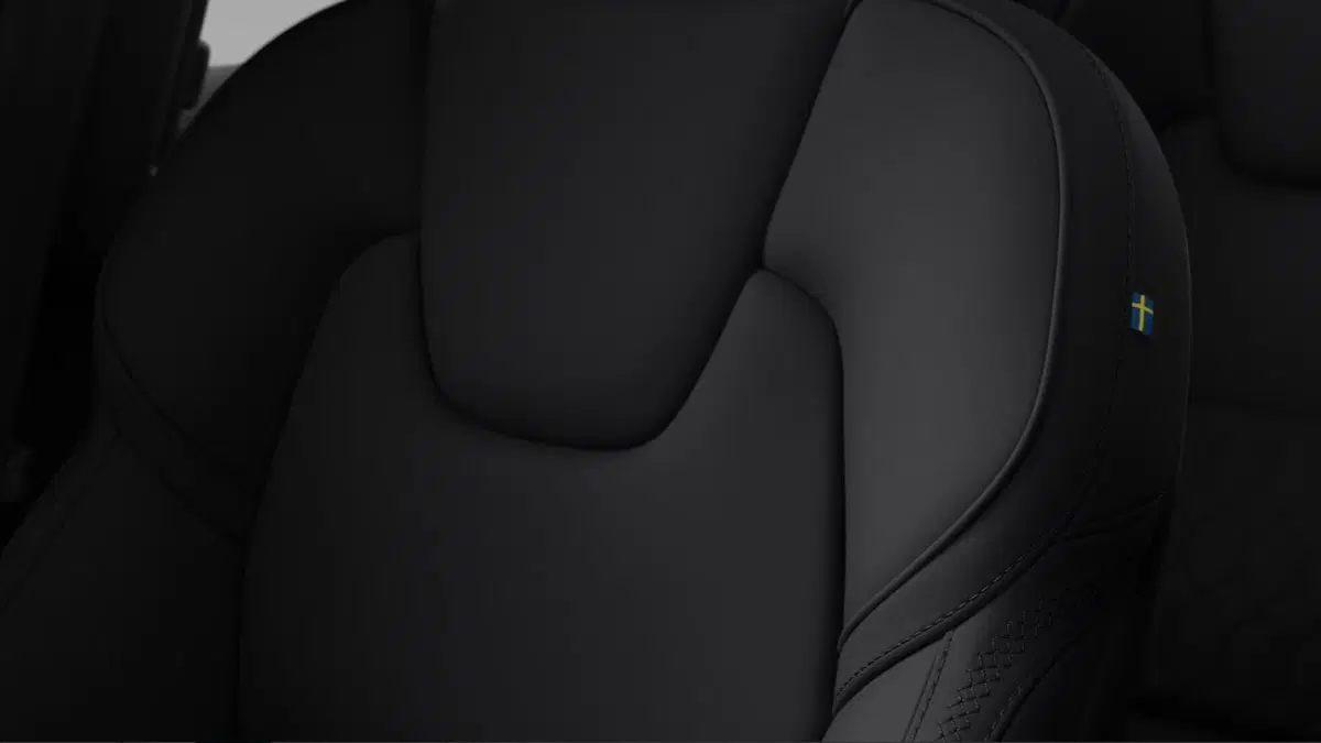 Volvo XC60 nuova a Milano (10)