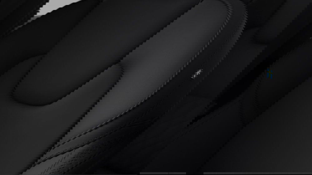 Volvo XC60 nuova a Milano (10)