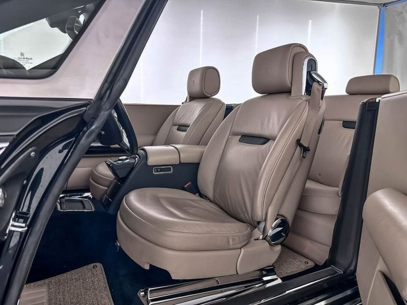 Rolls Royce Phantom usata a Milano (10)