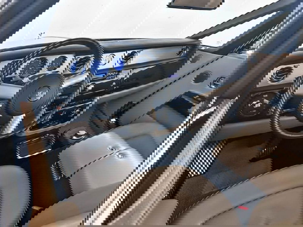 Rolls Royce Phantom usata a Milano (11)