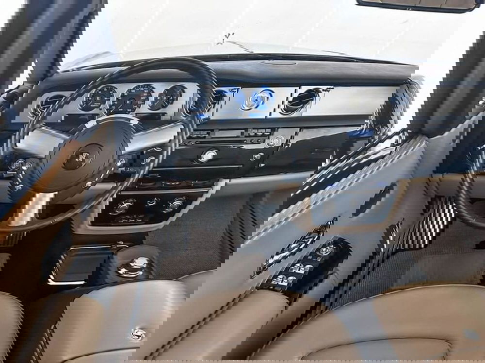 Rolls Royce Phantom usata a Milano (12)