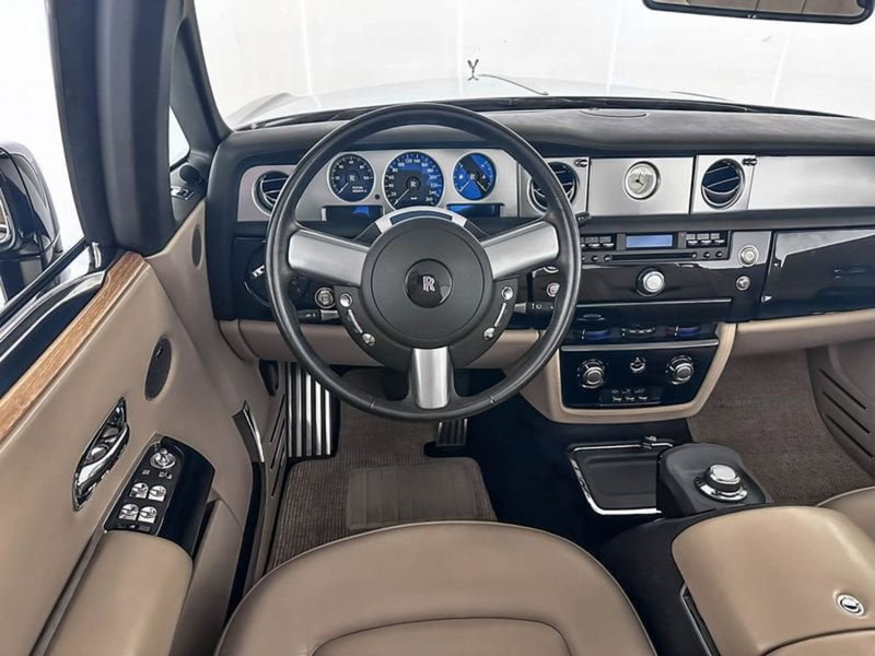 Rolls Royce Phantom usata a Milano (12)