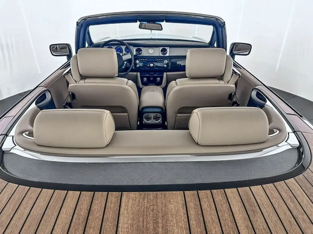 Rolls Royce Phantom usata a Milano (16)
