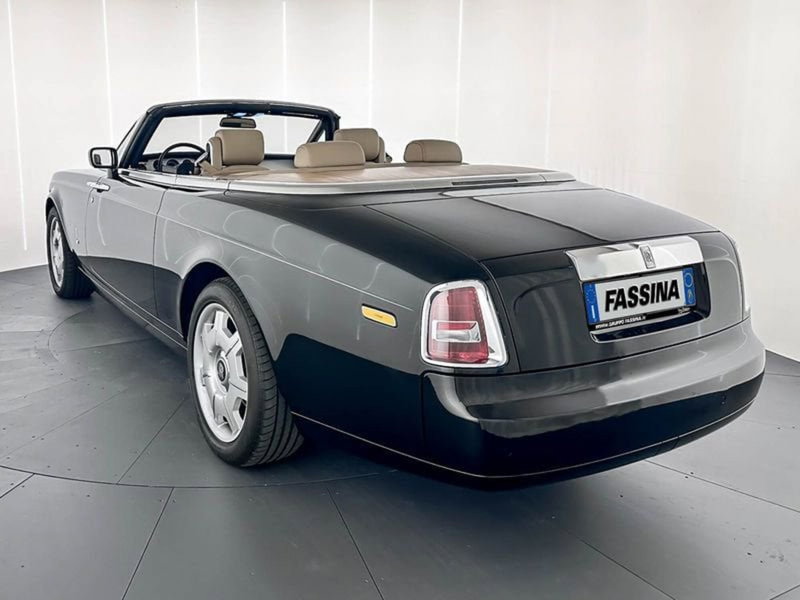 Rolls Royce Phantom usata a Milano (5)