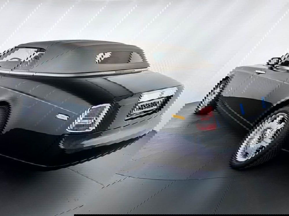 Rolls Royce Phantom usata a Milano (6)