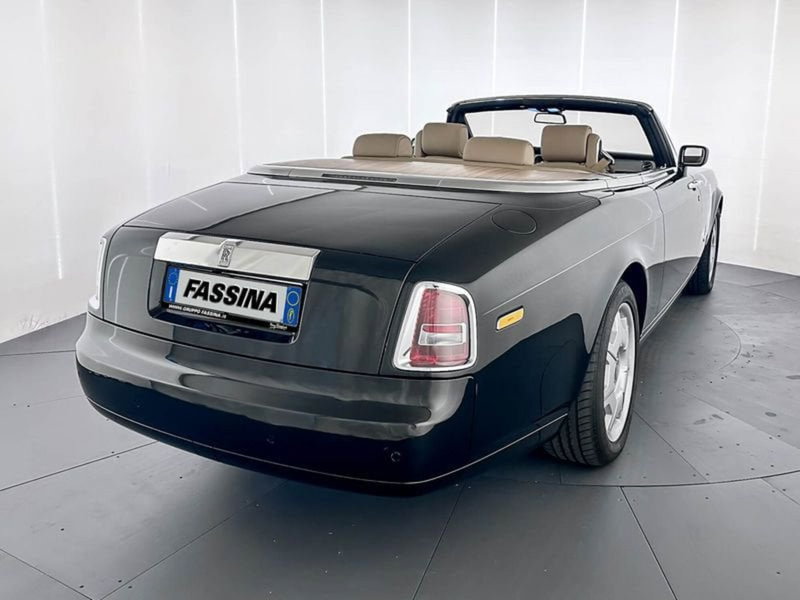 Rolls Royce Phantom usata a Milano (8)