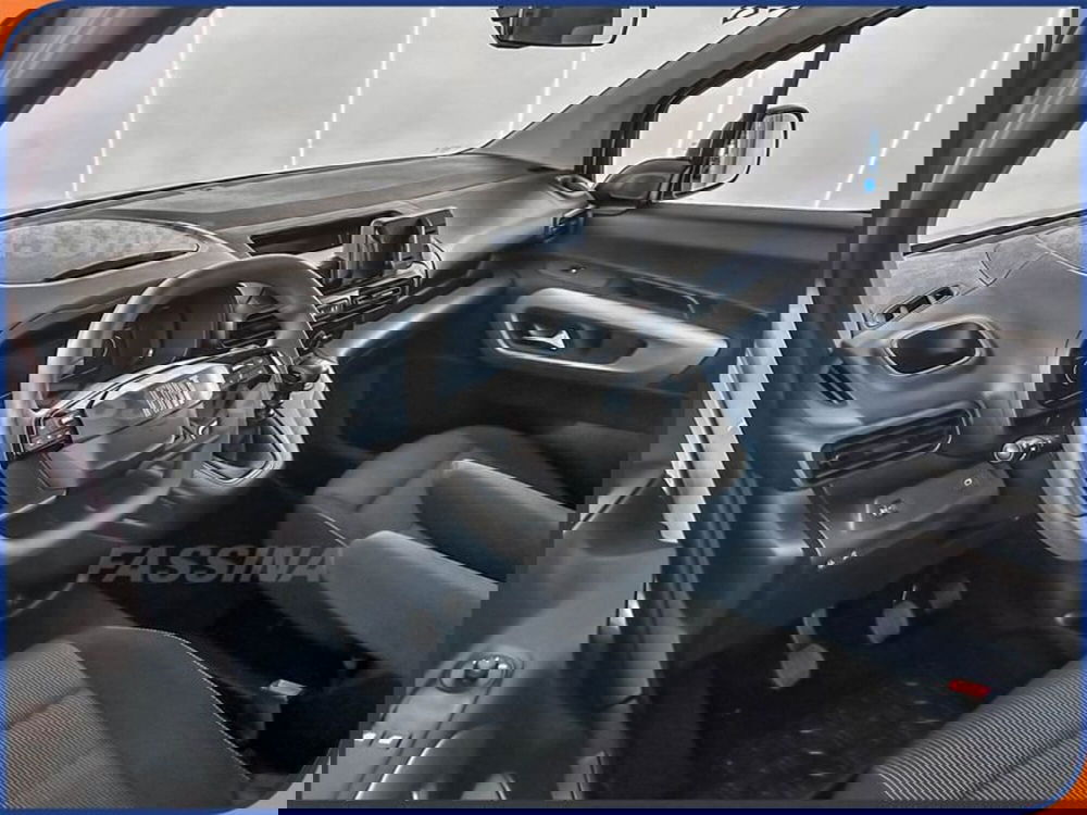 Fiat Doblò nuova a Milano (9)