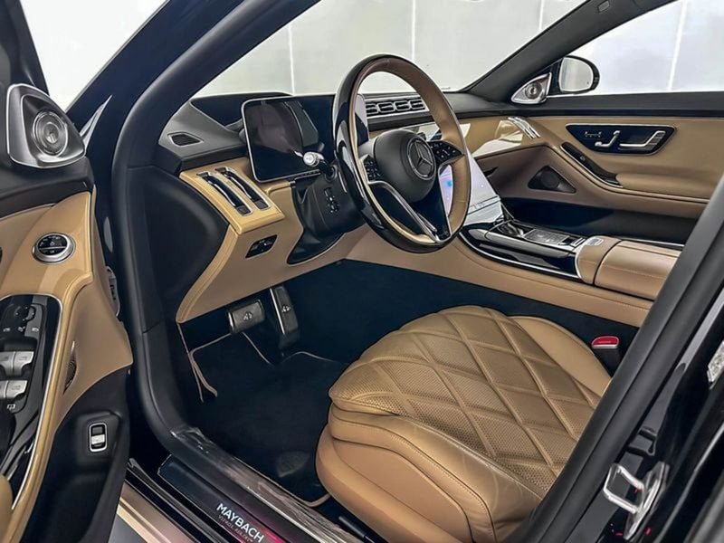 Mercedes-Benz Maybach S usata a Milano (10)