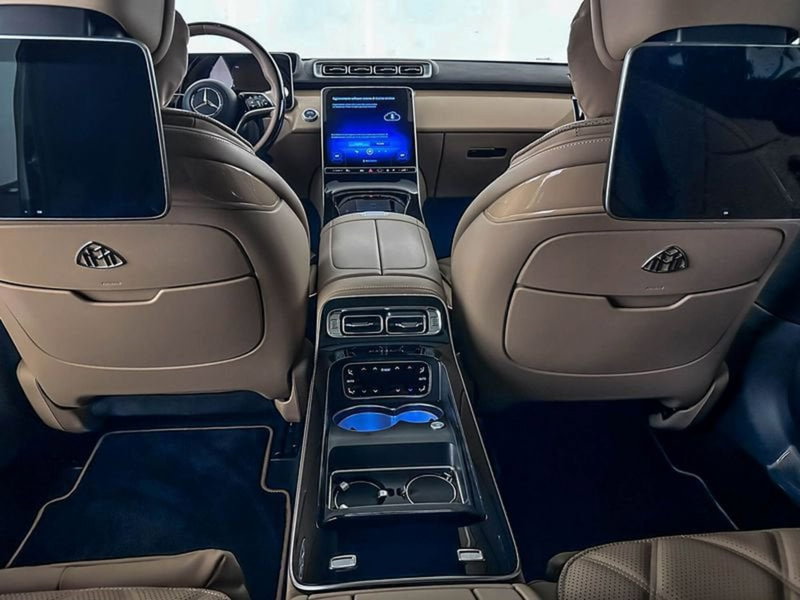 Mercedes-Benz Maybach S usata a Milano (12)