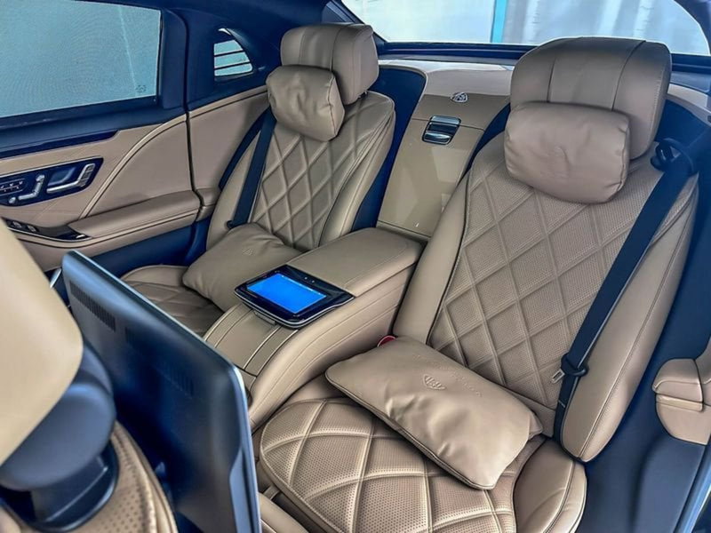 Mercedes-Benz Maybach S usata a Milano (14)