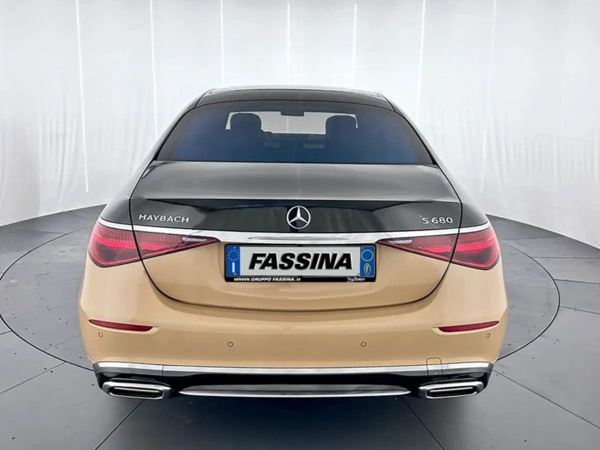 Mercedes-Benz Maybach S usata a Milano (6)