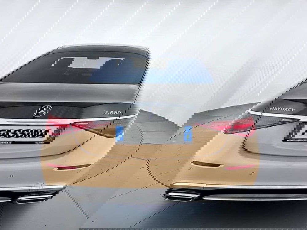 Mercedes-Benz Maybach S usata a Milano (6)