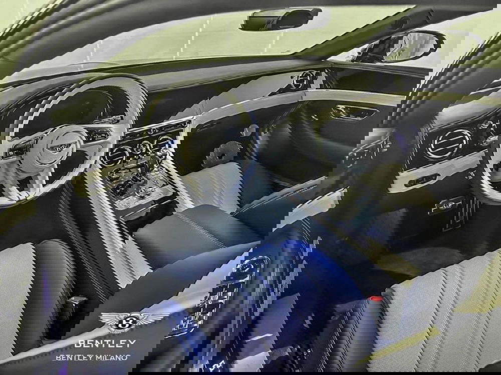 Bentley Continental GT nuova a Milano (10)