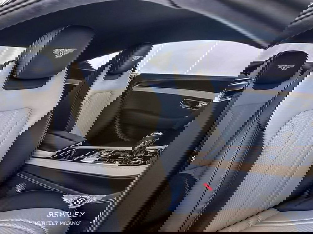 Bentley Continental GT nuova a Milano (15)