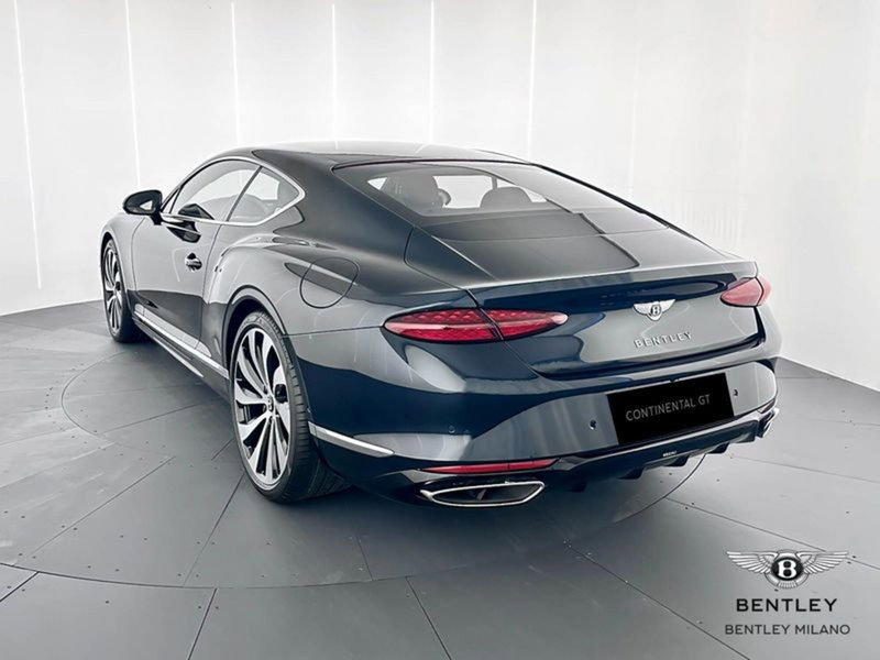 Bentley Continental GT nuova a Milano (5)