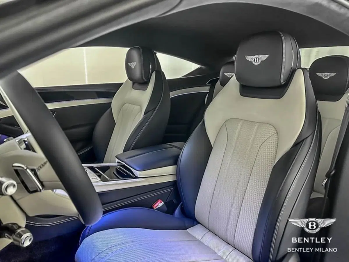 Bentley Continental GT nuova a Milano (9)