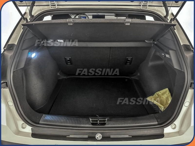 Mg MG4 usata a Milano (11)