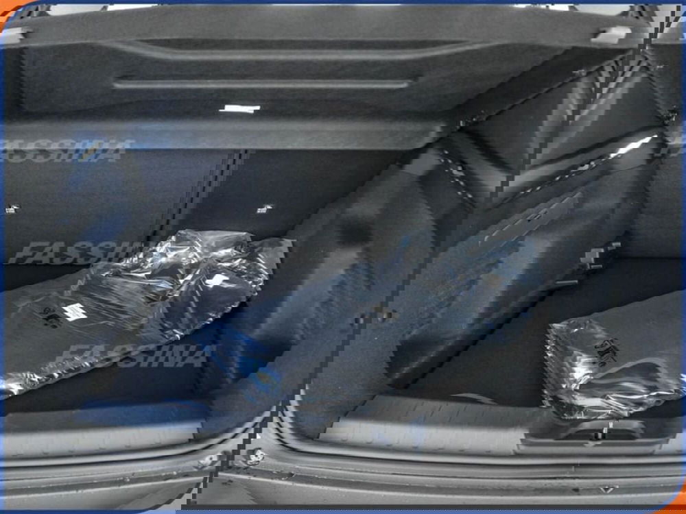 Jeep Avenger nuova a Milano (11)