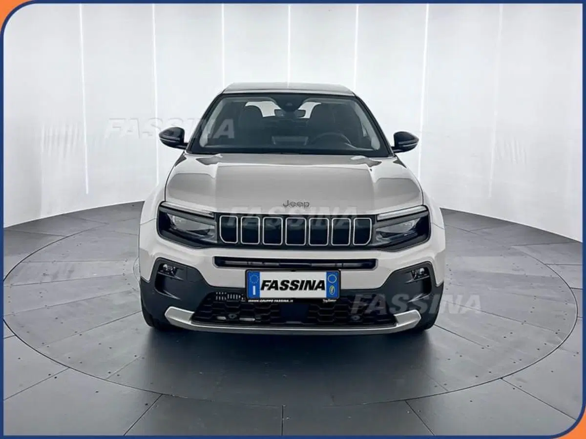 Jeep Avenger nuova a Milano (2)